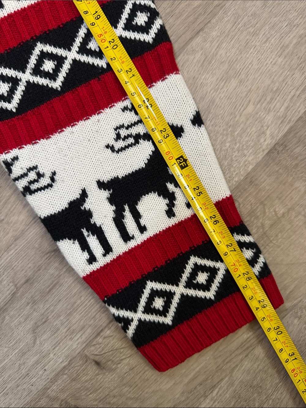 Christmas Cardigan! XXL. Red, White & Black Reindeer Knit Cardigan Sweater - Picture 11 of 13